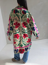 Load image into Gallery viewer, Long Embroidered Quilt Jacket - No. 090