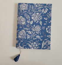Load image into Gallery viewer, Block Printed Cotton Bound Notebook