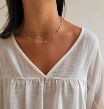 Load image into Gallery viewer, Hilo Thread + Gold Necklace