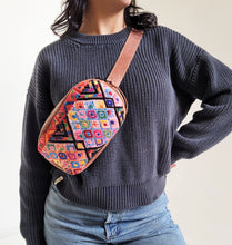 Load image into Gallery viewer, Huipil Belt Bag