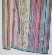 Load image into Gallery viewer, Kantha Quilt No. 076