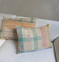 Load image into Gallery viewer, Kantha Pillow No. 012
