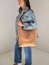 Load image into Gallery viewer, Ellie Leather Tote Bag