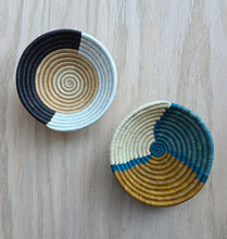 Load image into Gallery viewer, Mini Woven Sweetgrass Bowl
