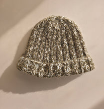 Load image into Gallery viewer, Knit Winter Hat - No. 001