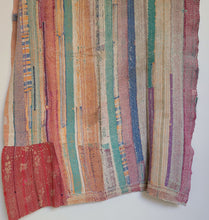 Load image into Gallery viewer, Kantha Quilt No. 071