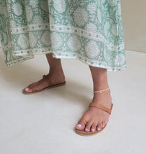 Load image into Gallery viewer, Portofino Pearl + Gold Anklet