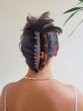 Load image into Gallery viewer, Dome Claw Clip