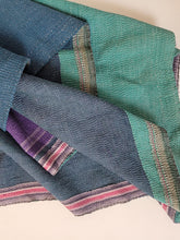 Load image into Gallery viewer, Kantha Quilt No. 090