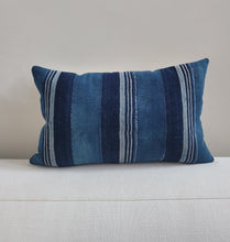 Load image into Gallery viewer, Indie Striped No. 002