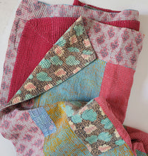Load image into Gallery viewer, Kantha Quilt No. 074