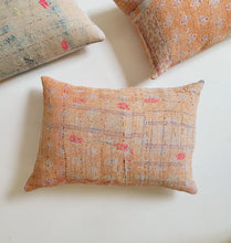 Load image into Gallery viewer, Kantha Pillow No. 001