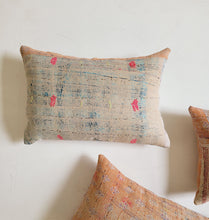 Load image into Gallery viewer, Kantha Pillow No. 001