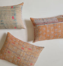 Load image into Gallery viewer, Kantha Pillow No. 001
