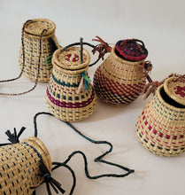 Load image into Gallery viewer, Bolga Bucket Bag