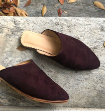 Load image into Gallery viewer, Currant Leather Mule