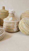 Load image into Gallery viewer, Decko Lidded Basket