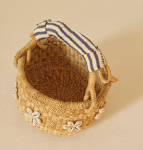 Load image into Gallery viewer, Flower Bolga Bag