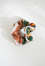 Load image into Gallery viewer, Kantha Scrunchie