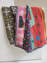 Load image into Gallery viewer, Kantha Blanket No. 040