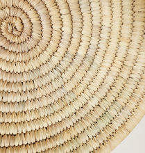 Load image into Gallery viewer, Woven Palm Plateau