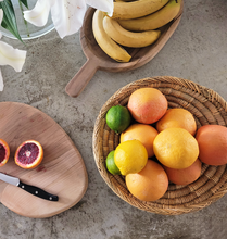 Load image into Gallery viewer, Woven Palm Plateau