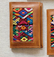 Load image into Gallery viewer, Huipil Travel Wallet