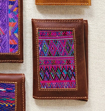 Load image into Gallery viewer, Huipil Travel Wallet