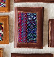 Load image into Gallery viewer, Huipil Travel Wallet