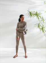 Load image into Gallery viewer, High-Rise Compressive Legging - Limestone