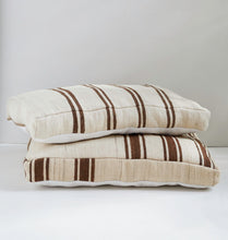 Load image into Gallery viewer, Woven Pet Bed Cushion
