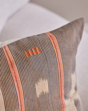 Load image into Gallery viewer, Baule No. 010