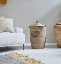 Load image into Gallery viewer, Medium Black & Cream Printed Basket