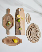 Load image into Gallery viewer, Walnut Carved Puzzle Platter