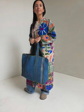 Load image into Gallery viewer, Long Embroidered Quilt Jacket - No. 094
