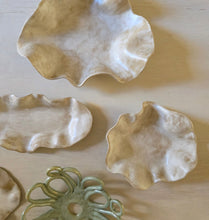 Load image into Gallery viewer, Wavy Stoneware Platter
