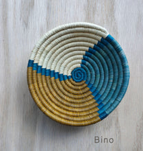 Load image into Gallery viewer, Small Woven Sweetgrass Bowl
