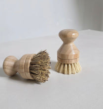 Load image into Gallery viewer, Bamboo Scrubber Brush
