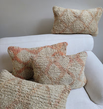 Load image into Gallery viewer, Vintage Wool Pillow - Blush
