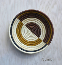 Load image into Gallery viewer, Small Woven Sweetgrass Bowl
