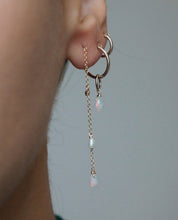 Load image into Gallery viewer, Olivia Earrings
