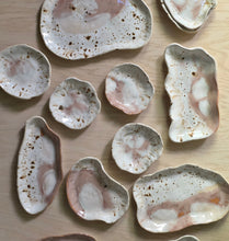 Load image into Gallery viewer, Poppy Stoneware Dish
