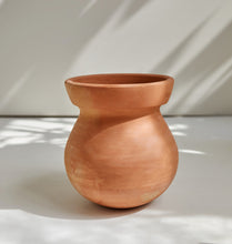 Load image into Gallery viewer, Sol Terracotta Pot
