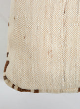 Load image into Gallery viewer, Woven Pet Bed Cushion
